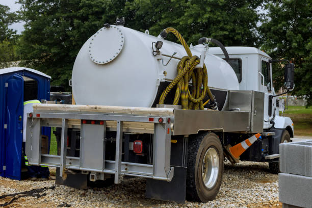 Porta potty rental for outdoor events in Oreana, IL